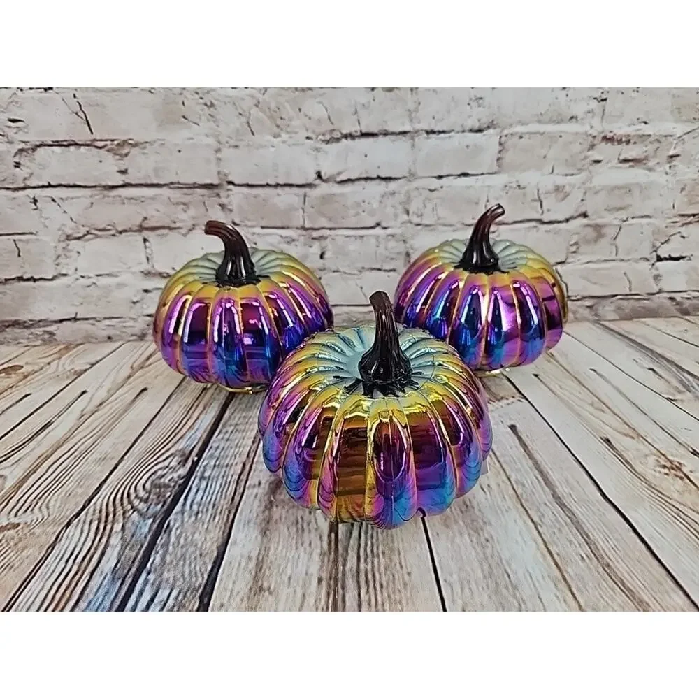 Target Bullseye Halloween 2024 Iridescent Pumpkins Glass Set of 3 NEW